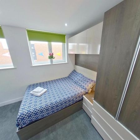 New House - Magnificent Studios In Coventry City Centre, Free Parking, By Covstays Bagian luar foto